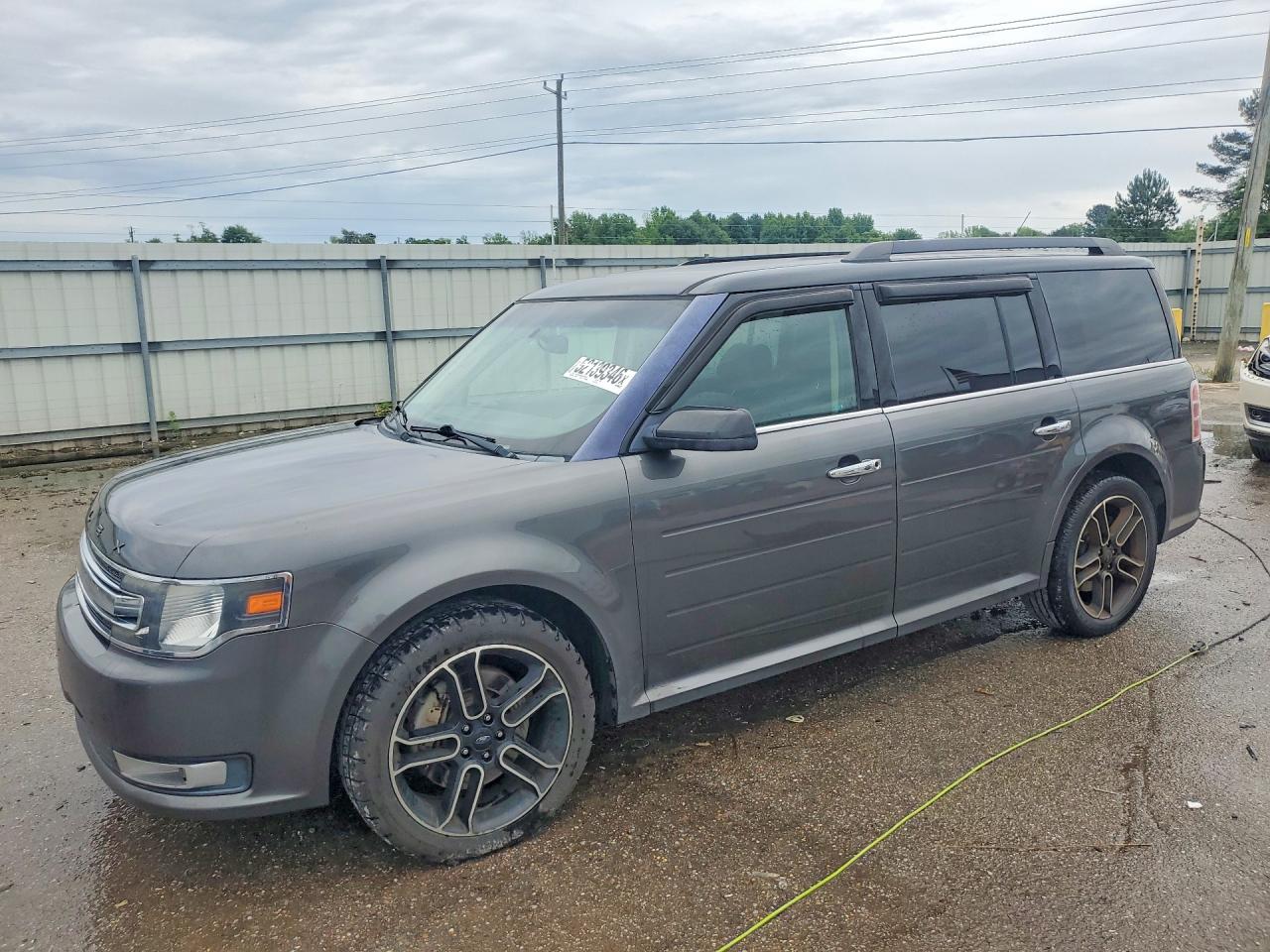 Salvage Ford Flex Image