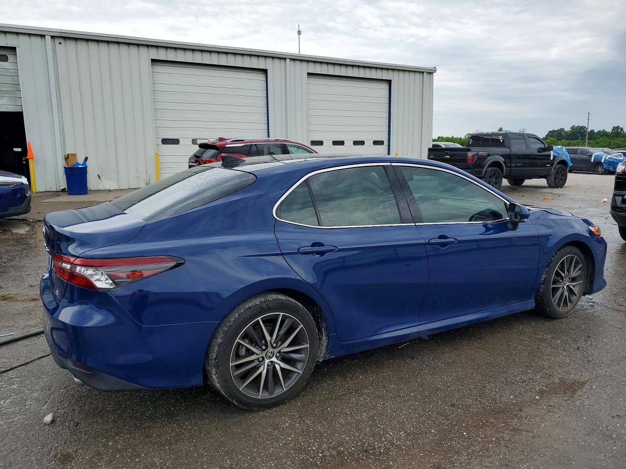 Toyota Camry Xle