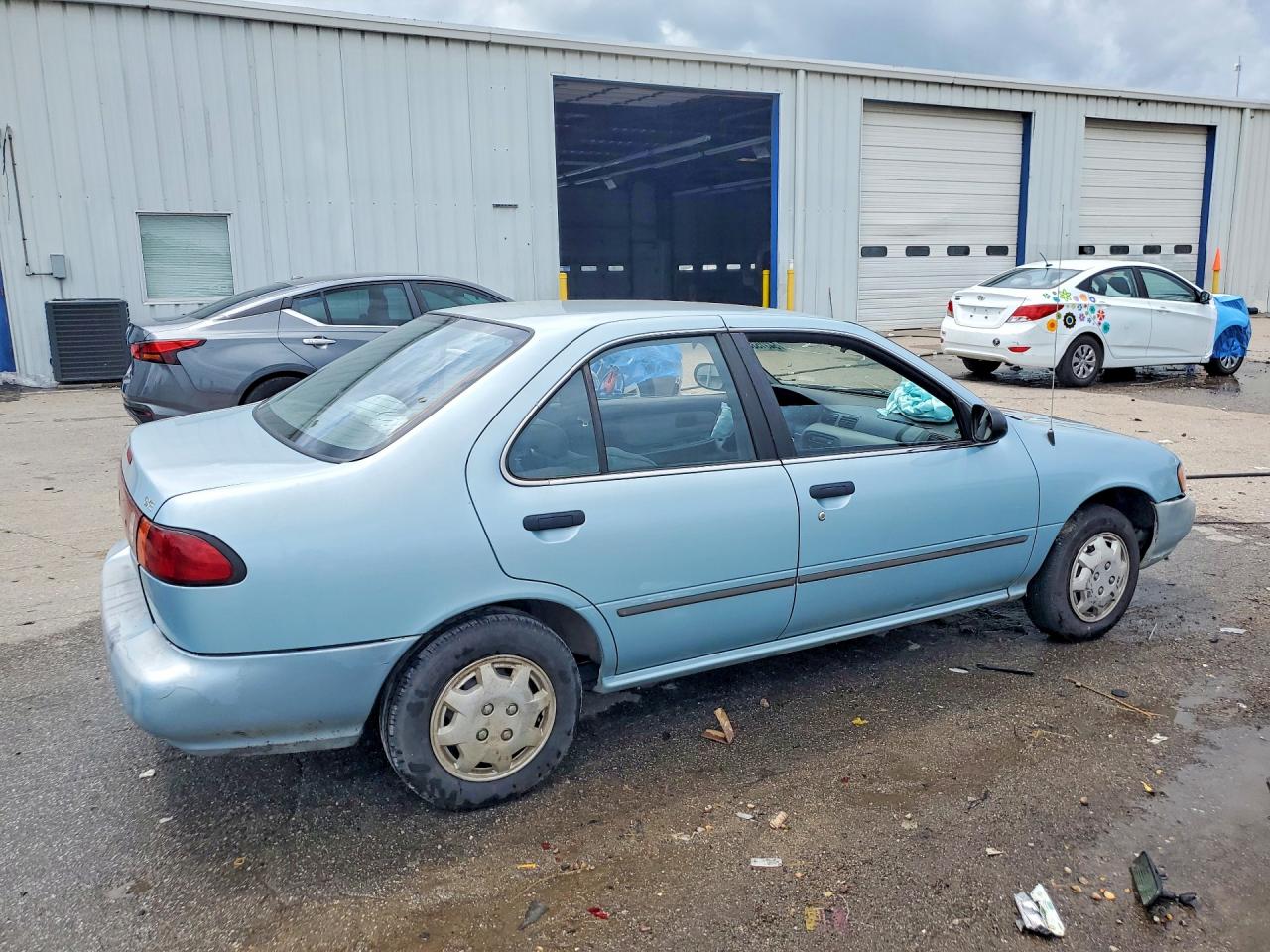 Nissan Sentra Base