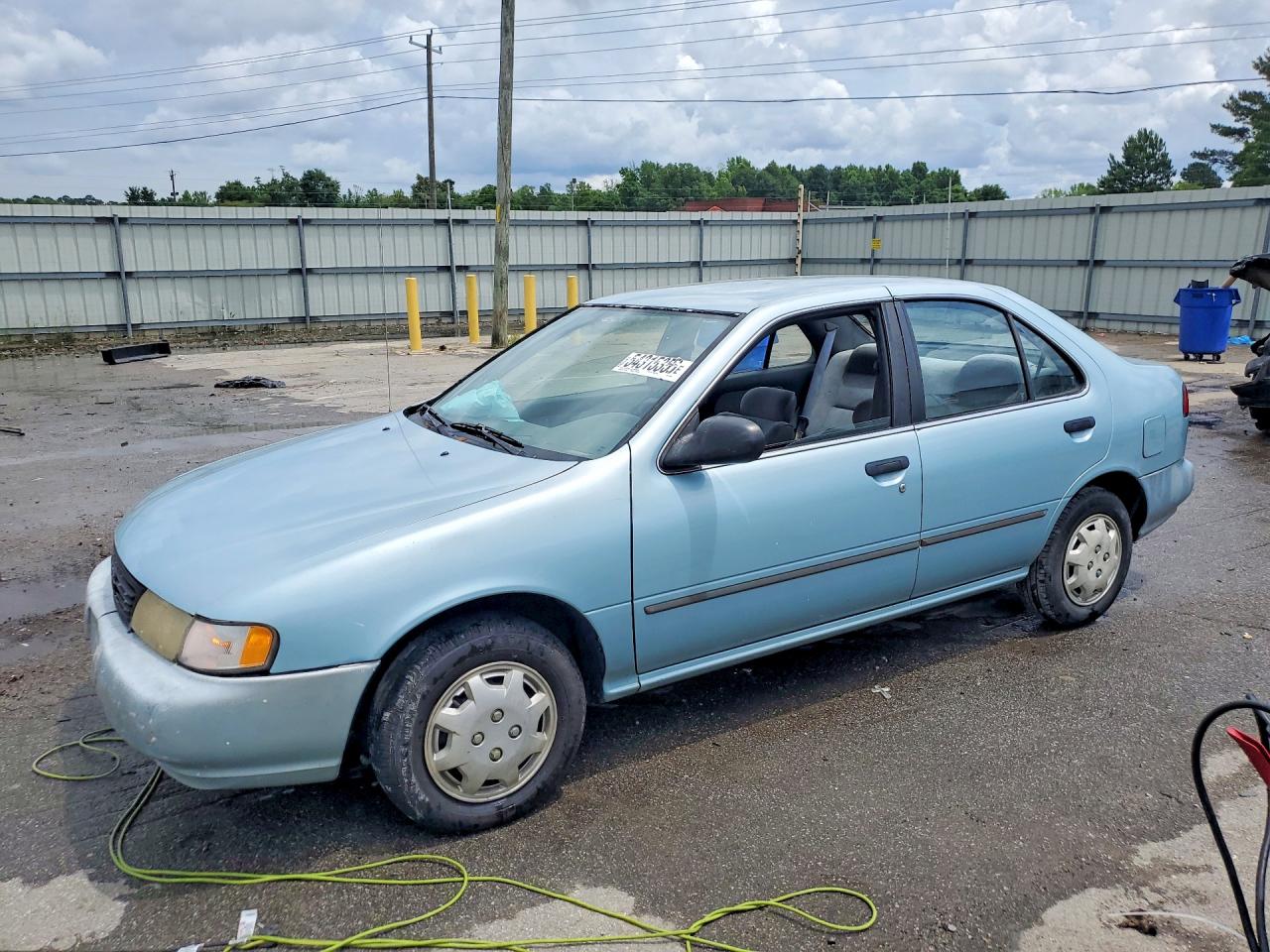 Salvage Nissan Sentra Image