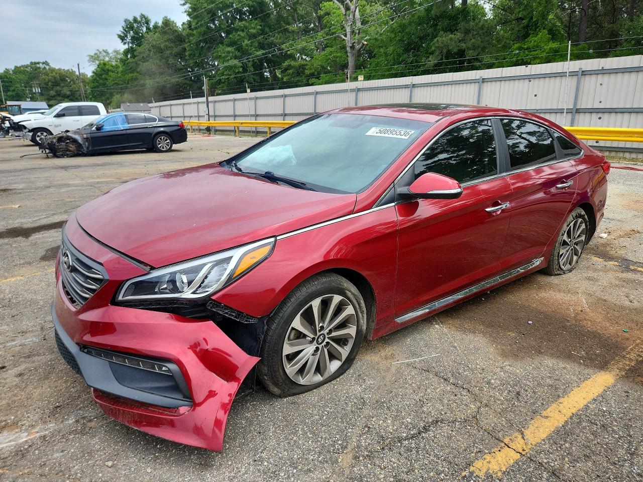 Salvage Hyundai SONATA Image