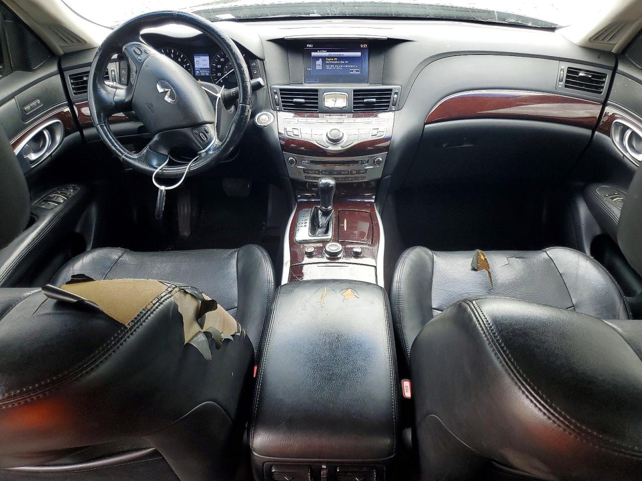 INFINITI Q70 3.7