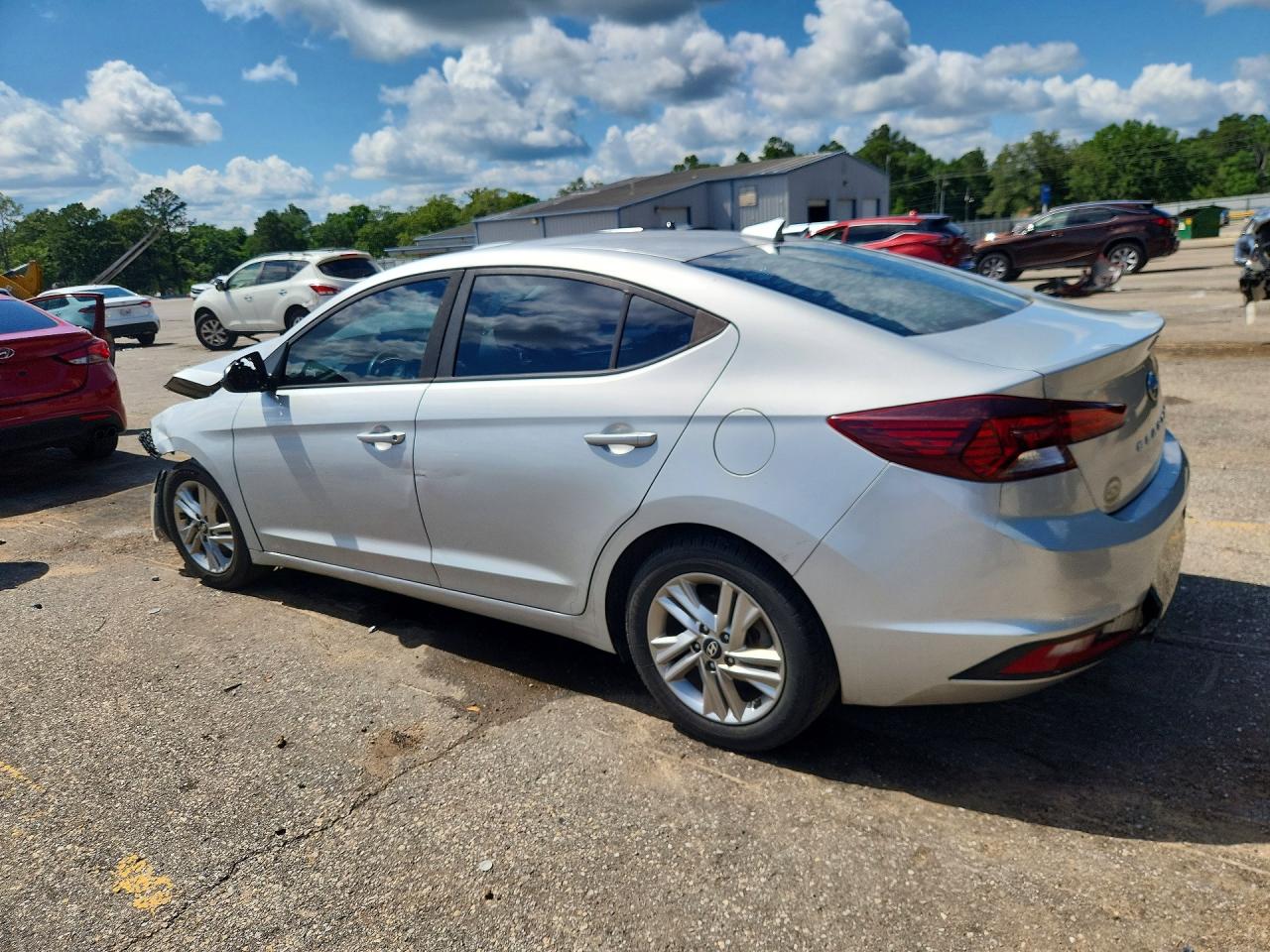 Hyundai ELANTRA Sel