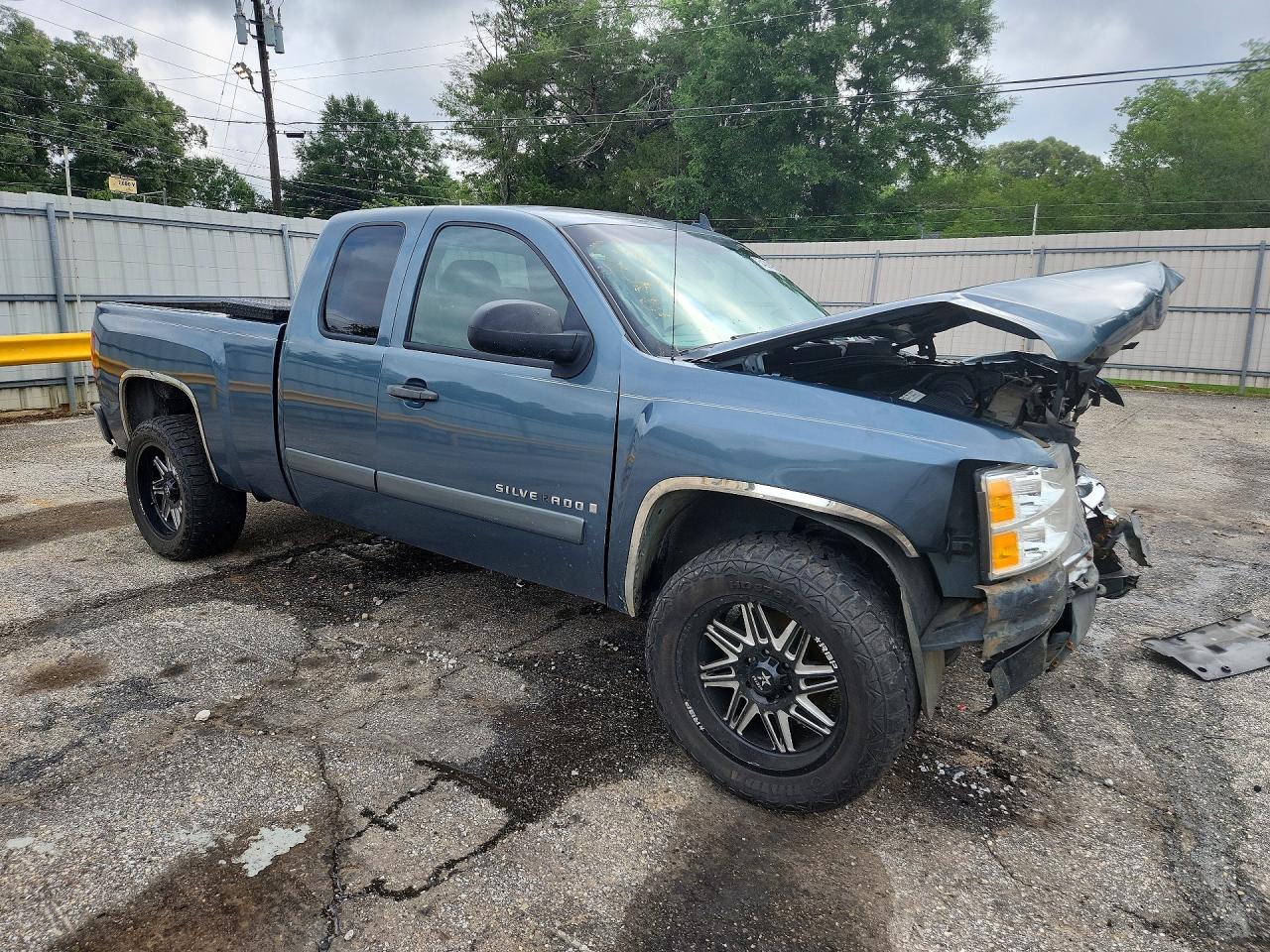 Chevrolet Silverado C1500