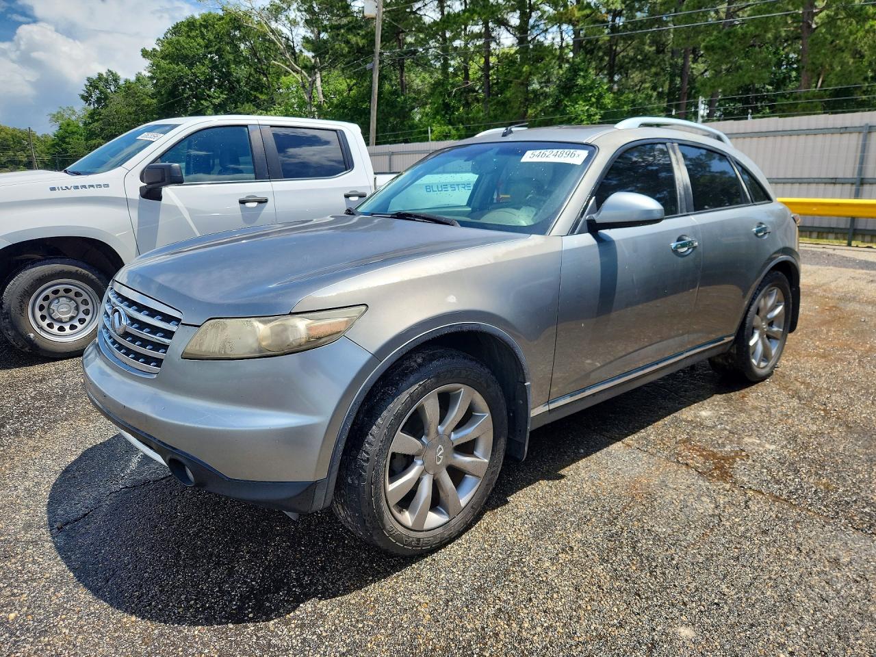 Salvage INFINITI Fx Image