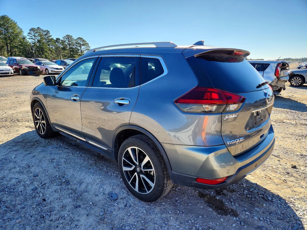 Nissan Rogue S