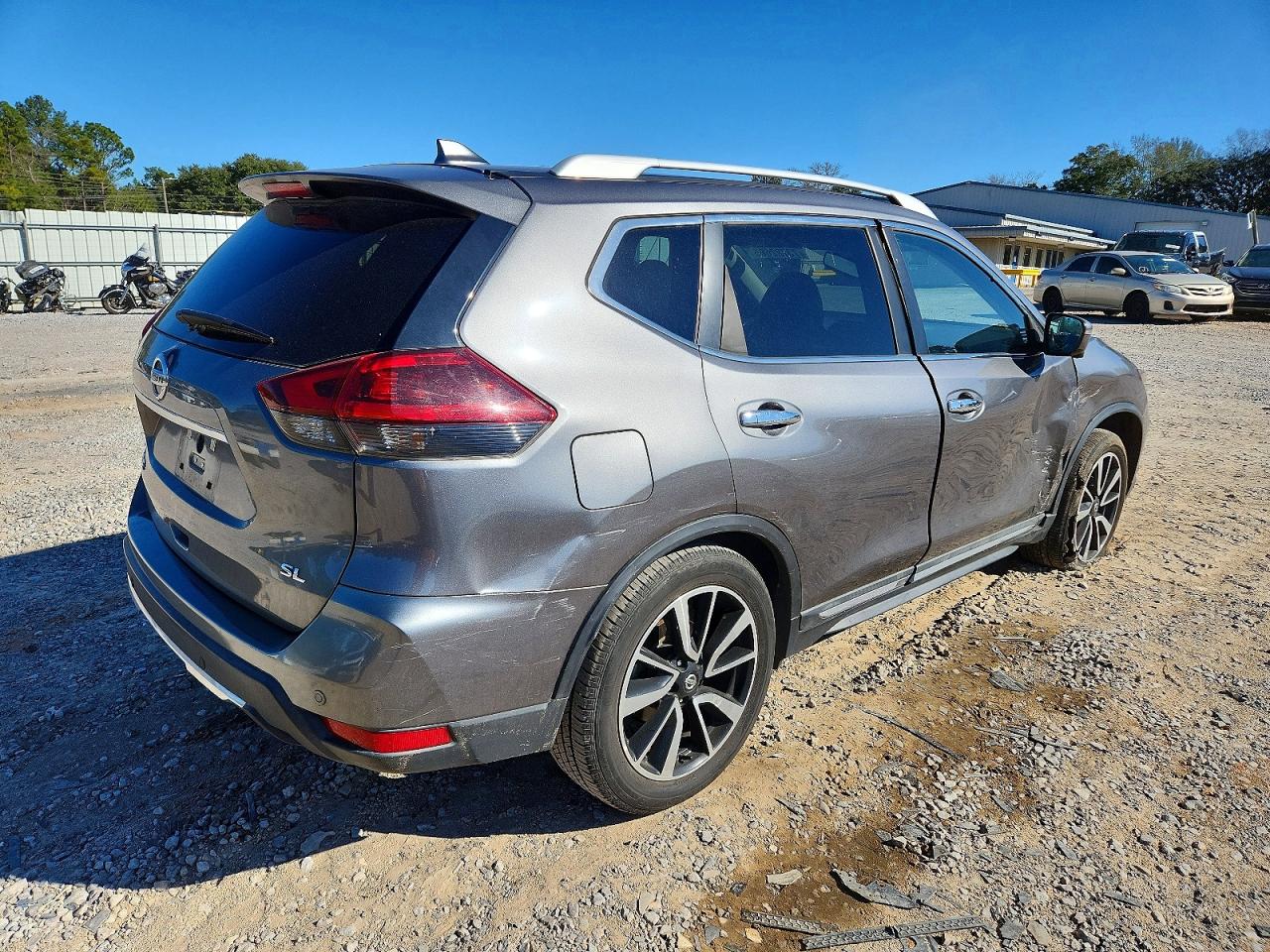 Nissan Rogue S