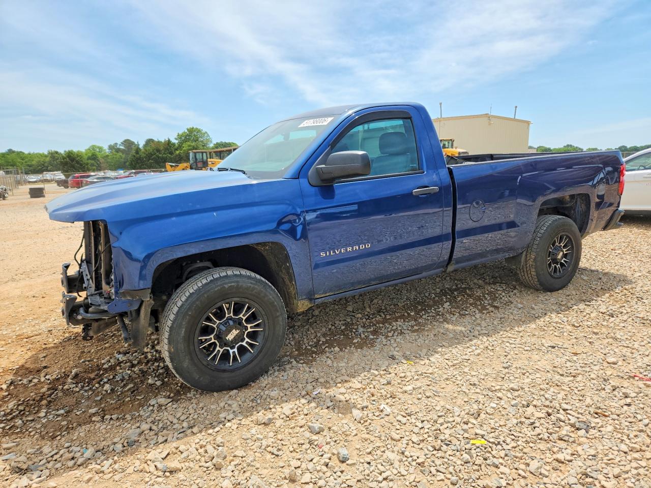 Salvage Chevrolet Silverado Image