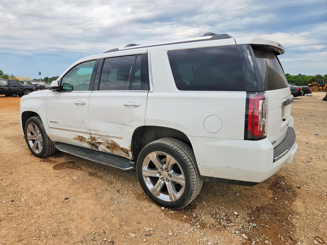 GMC Yukon Denali