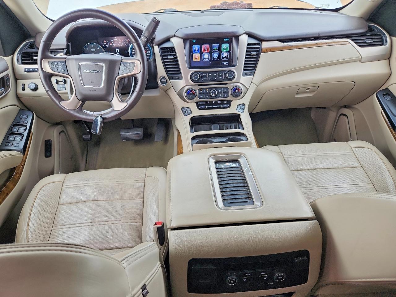 GMC Yukon Denali