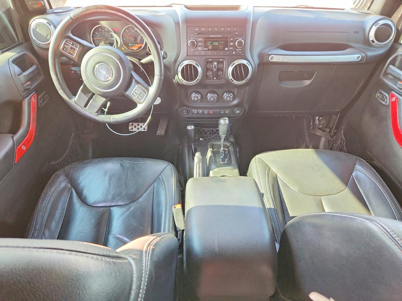 Jeep Wrangler Sahara