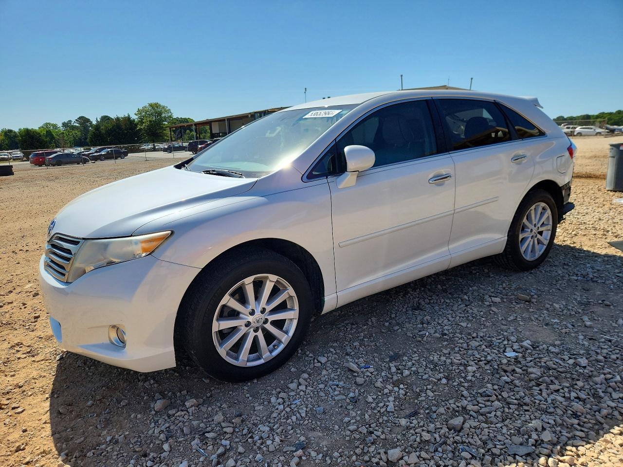 Salvage Toyota Venza Image