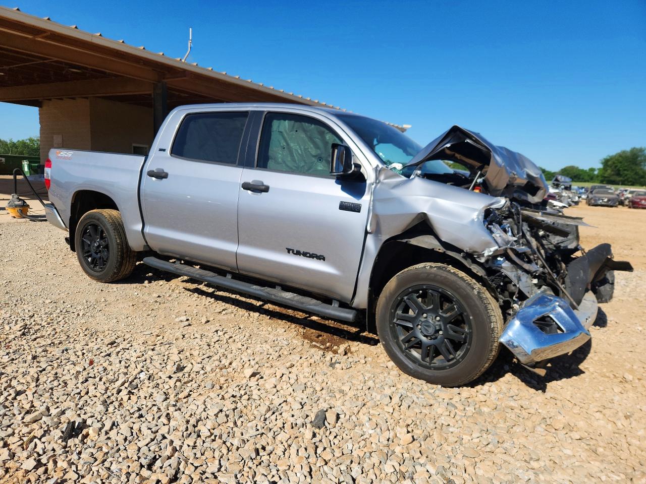 Toyota Tundra Crewmax Sr5