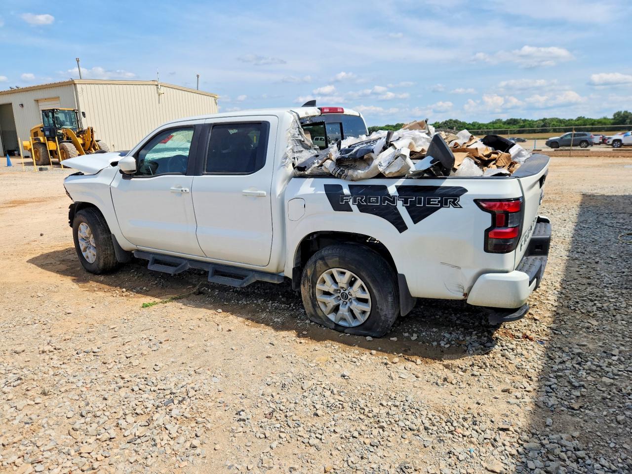 Nissan Frontier Sv