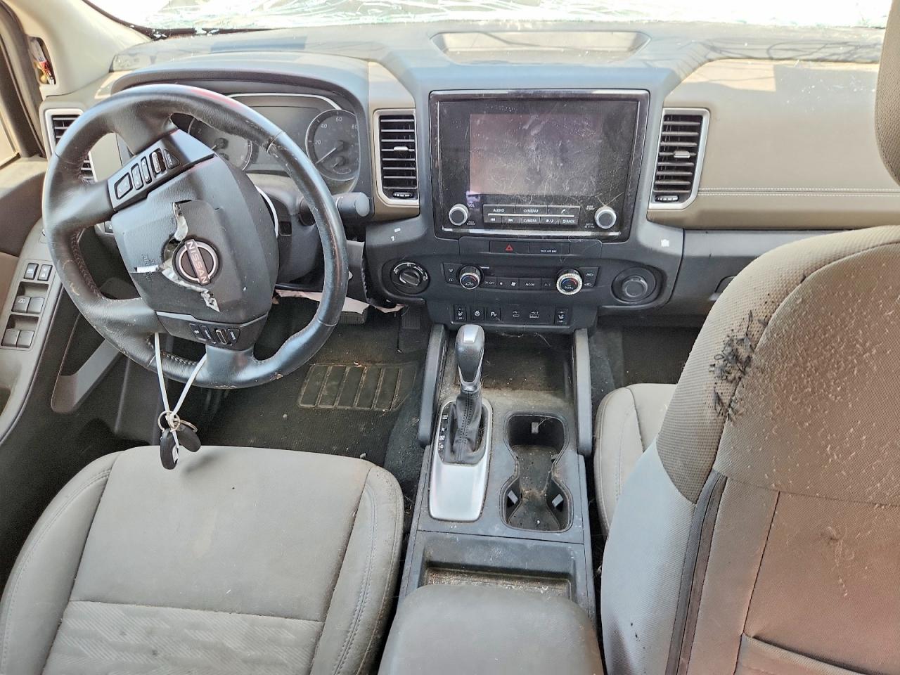 Nissan Frontier Sv