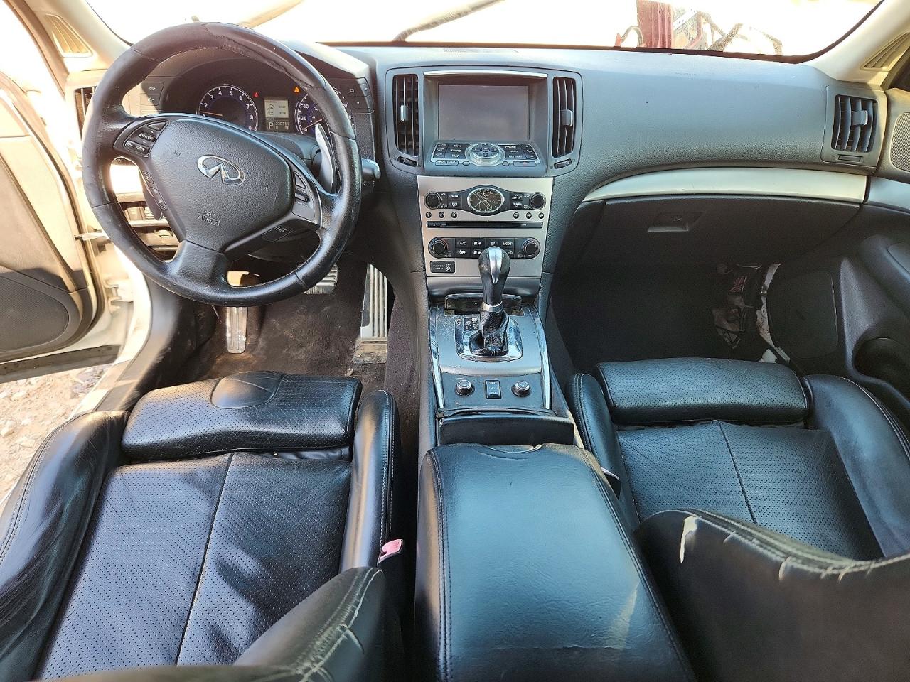 INFINITI G37 X