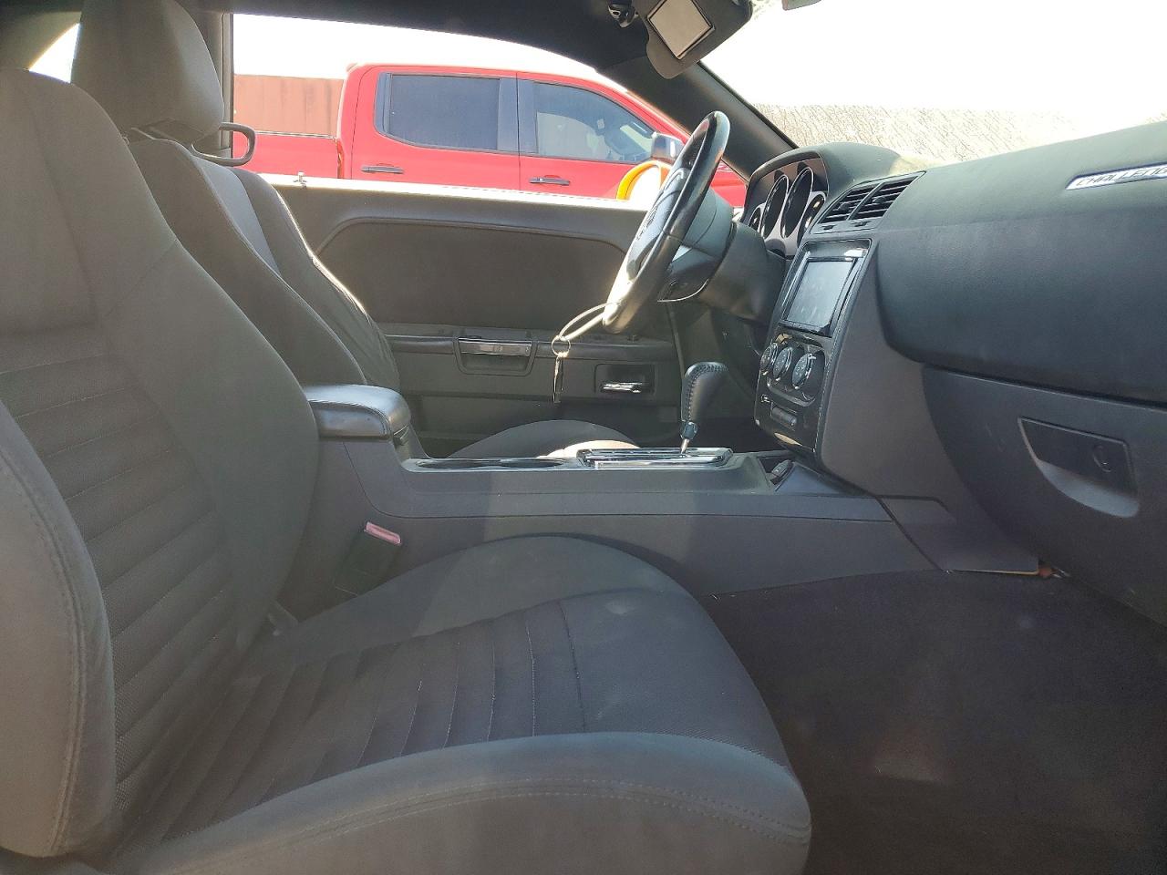 Dodge Challenger Sxt