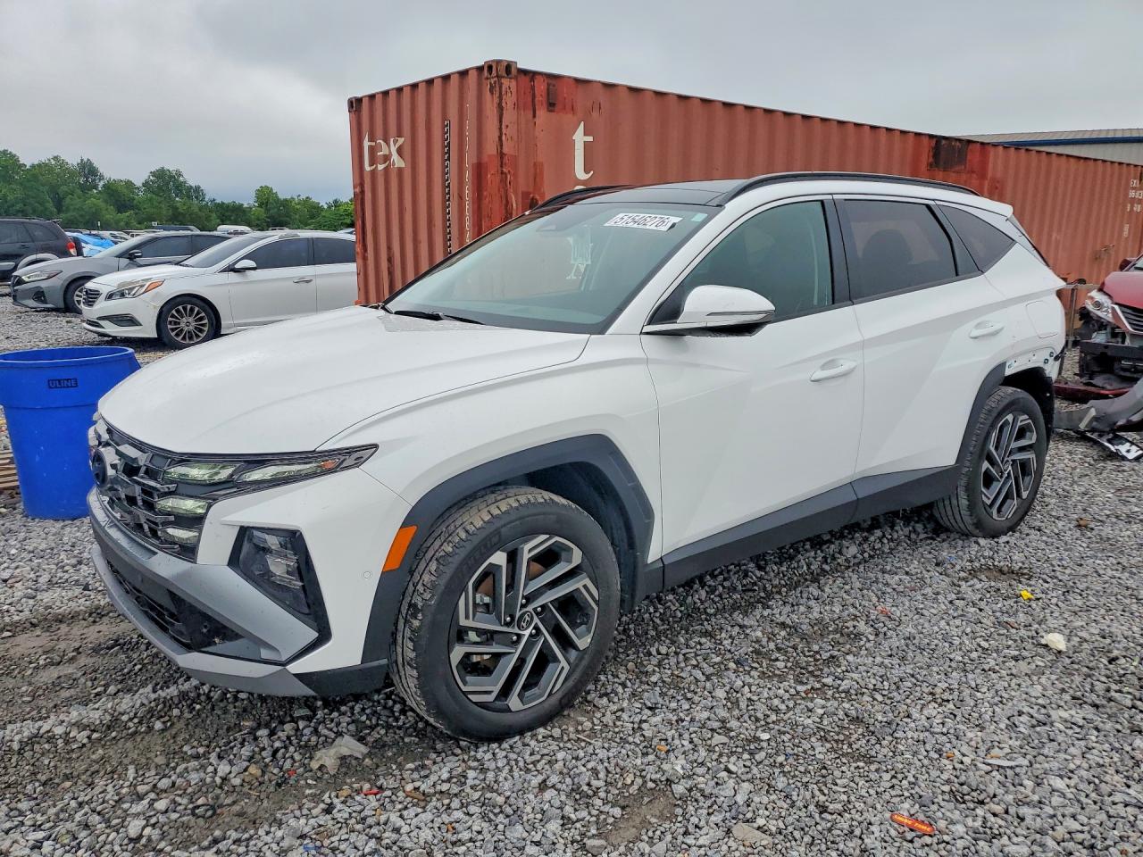 Salvage Hyundai TUCSON Image