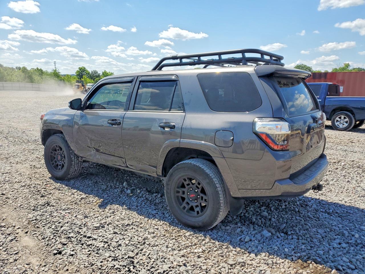 Toyota 4Runner Venture Edition