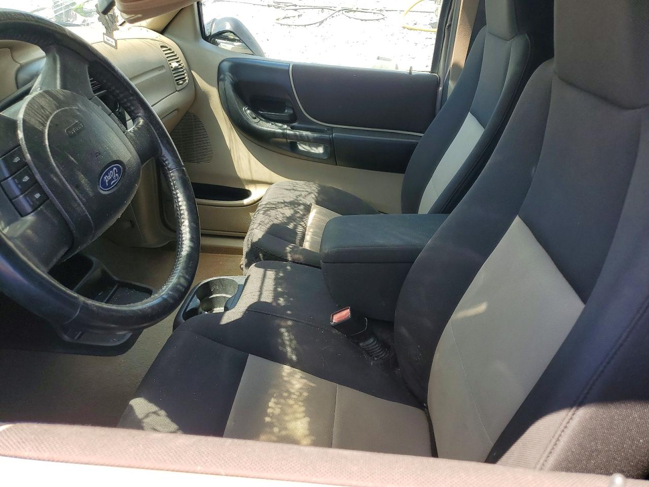 Ford Ranger Super Cab