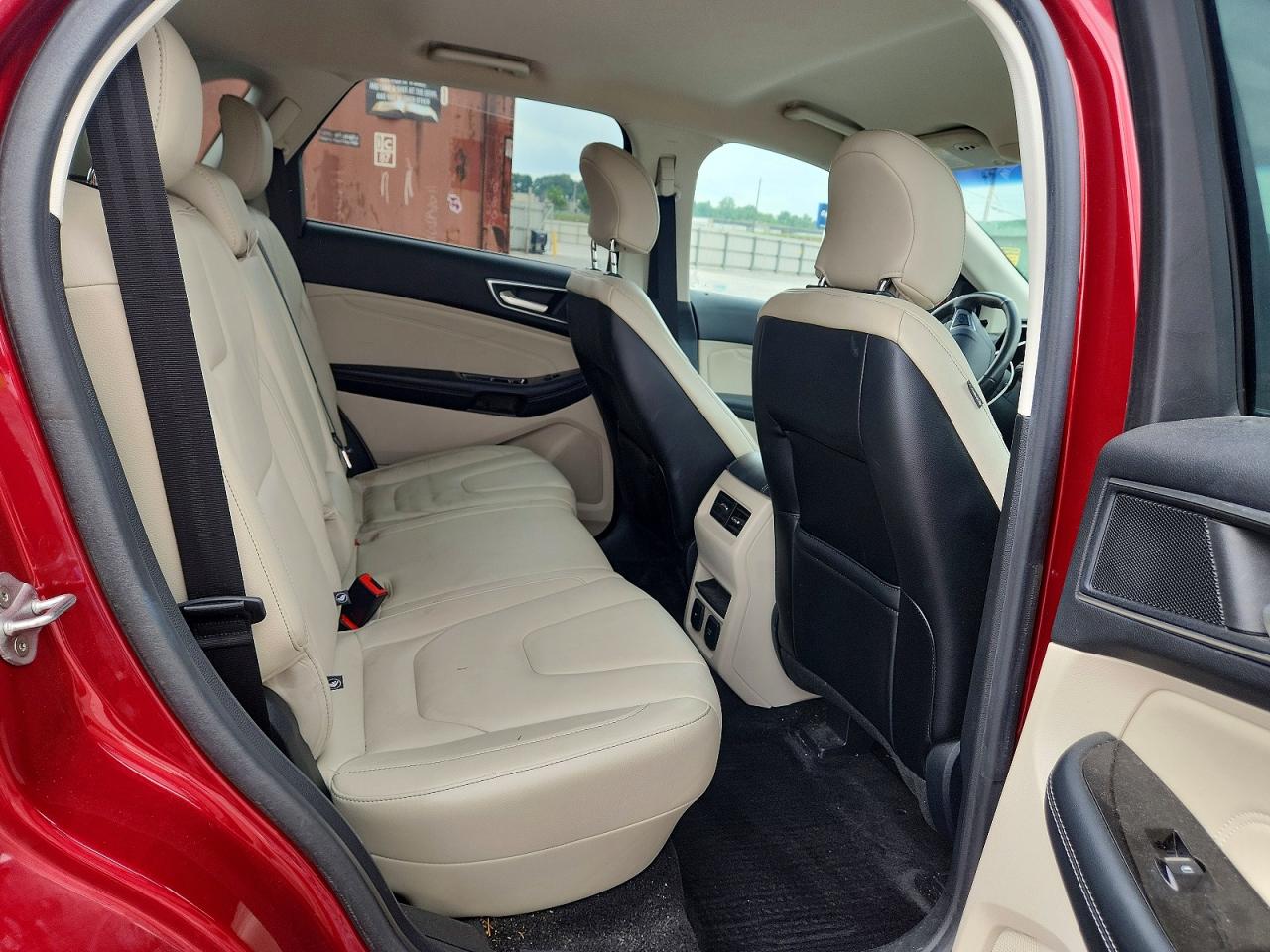 Ford Edge Titanium
