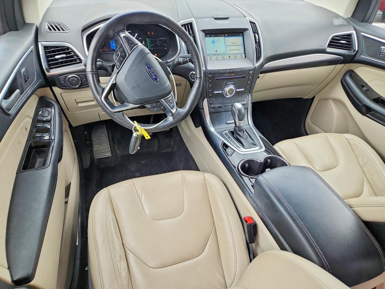 Ford Edge Titanium