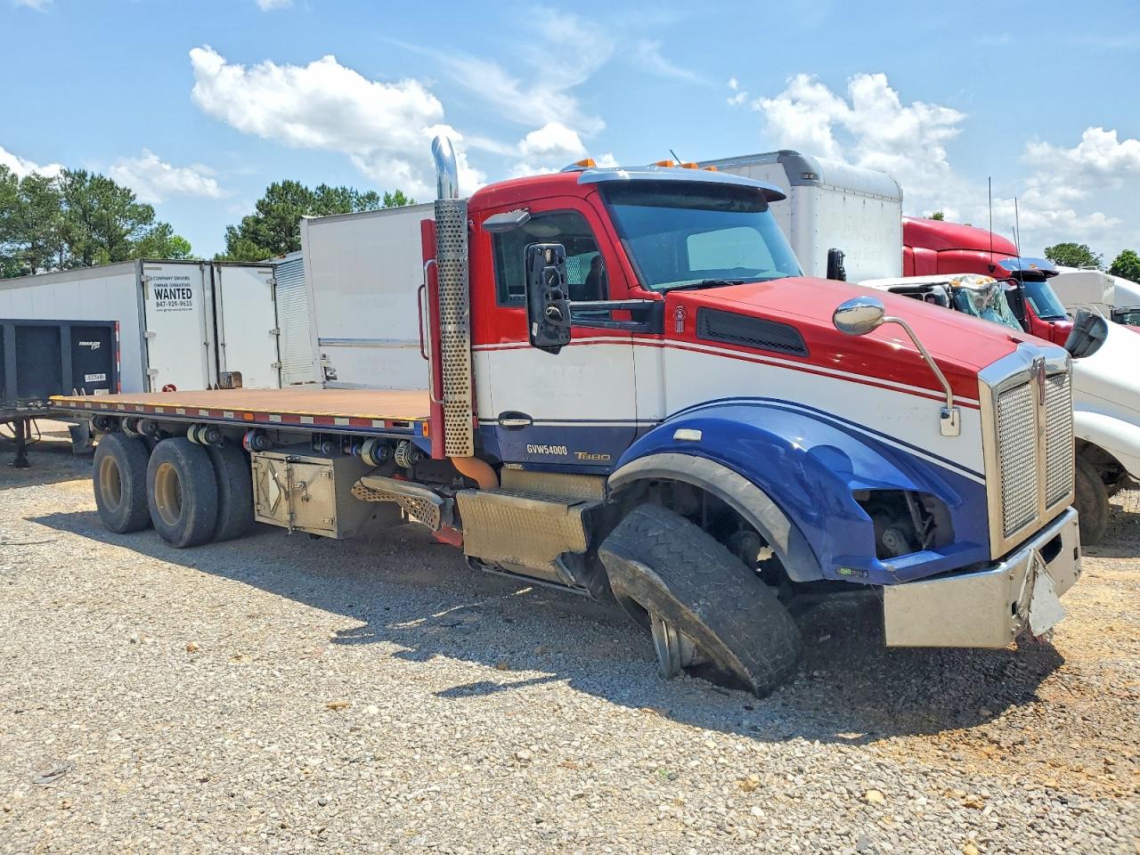Salvage Kenworth Construction Image