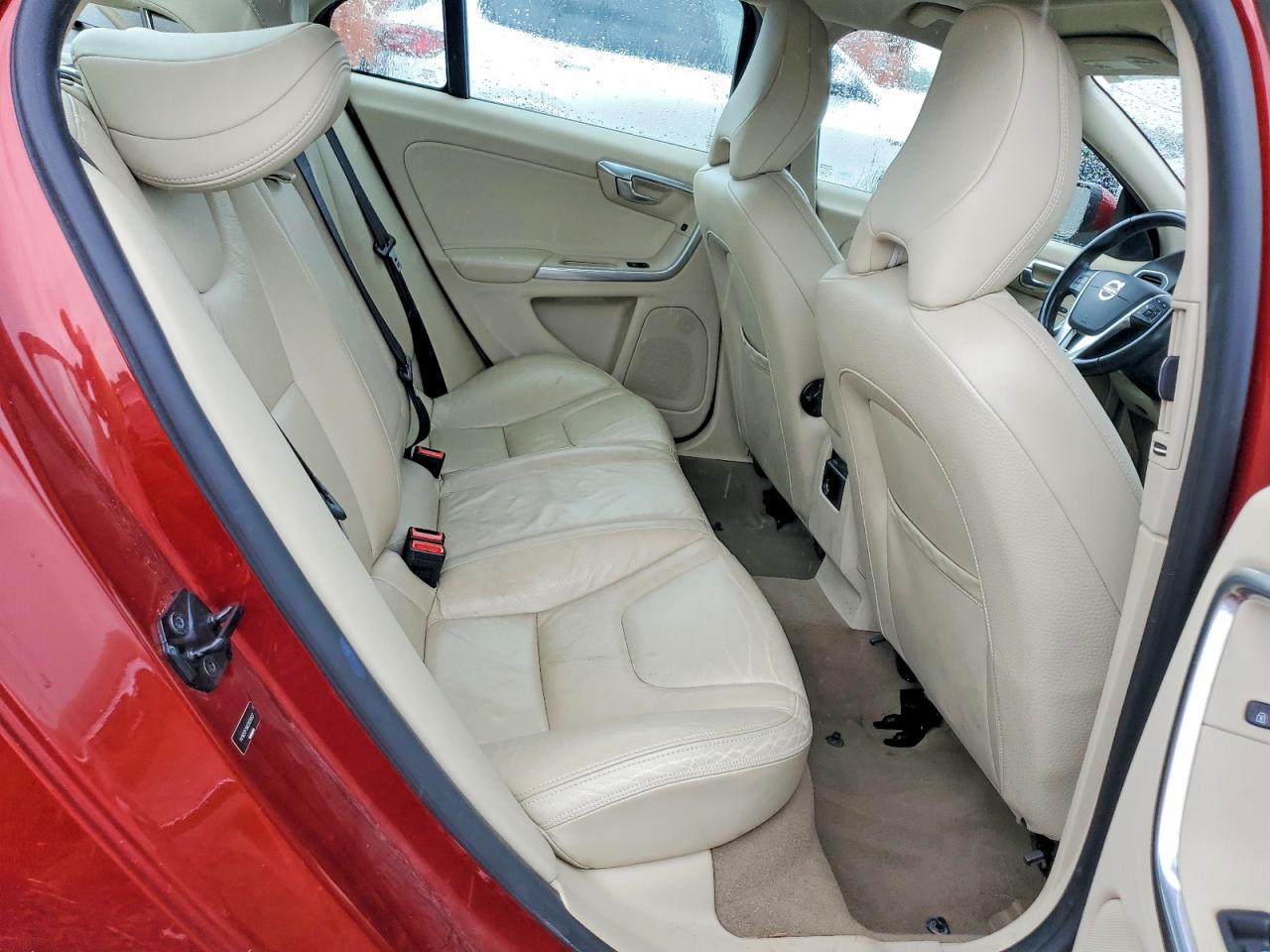 Volvo S60 T5