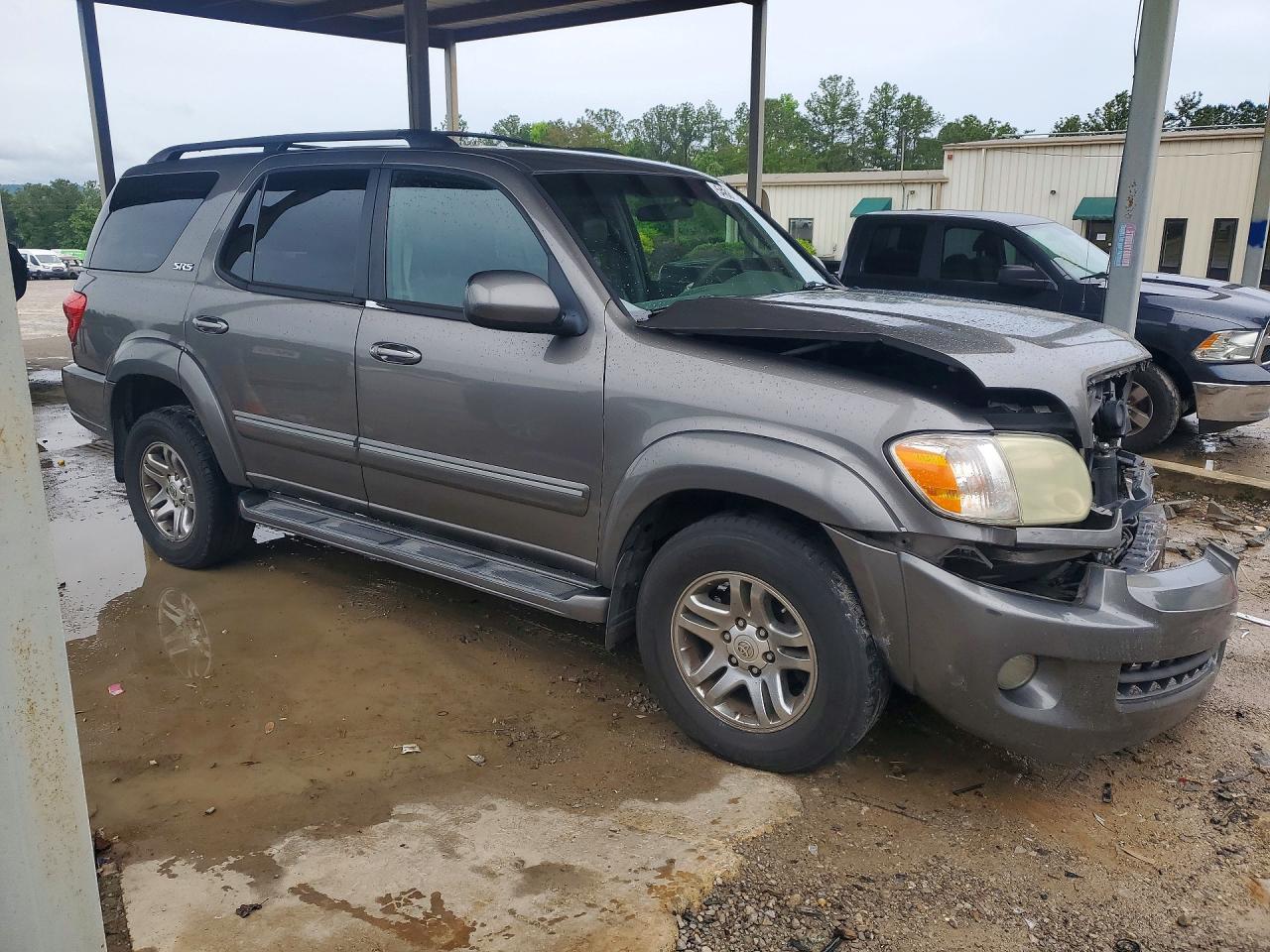 Toyota Sequoia