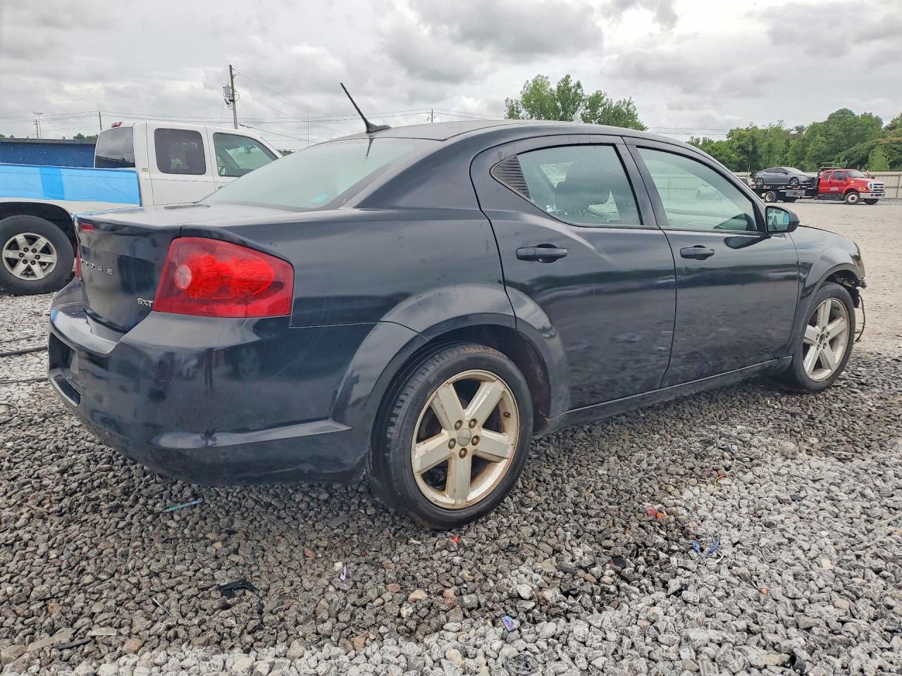 Dodge Avenger Sxt