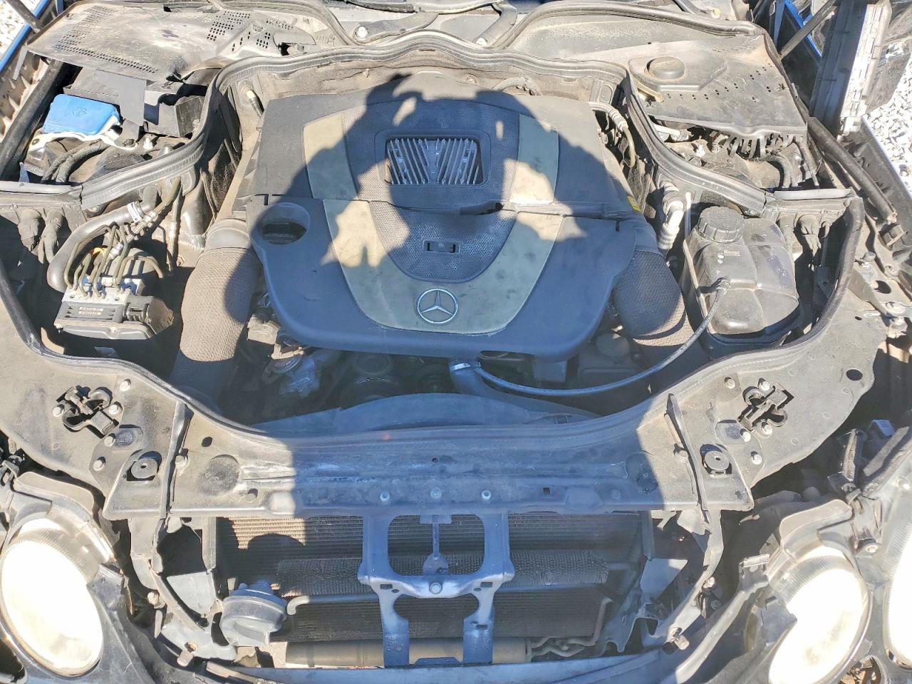 Ford Econoline E450 Super Duty Cutaway Van