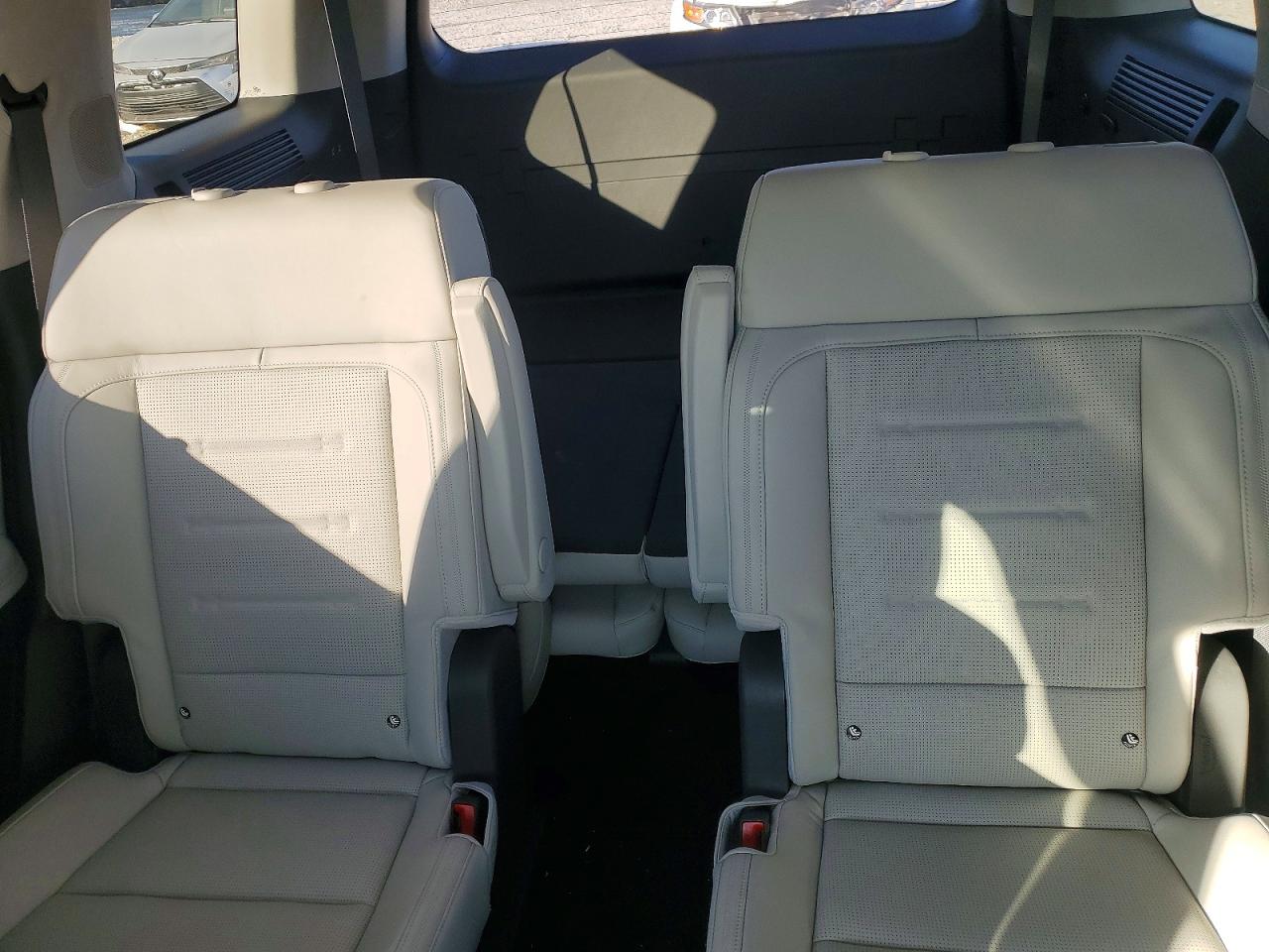 Hyundai SANTA FE Calligraphy