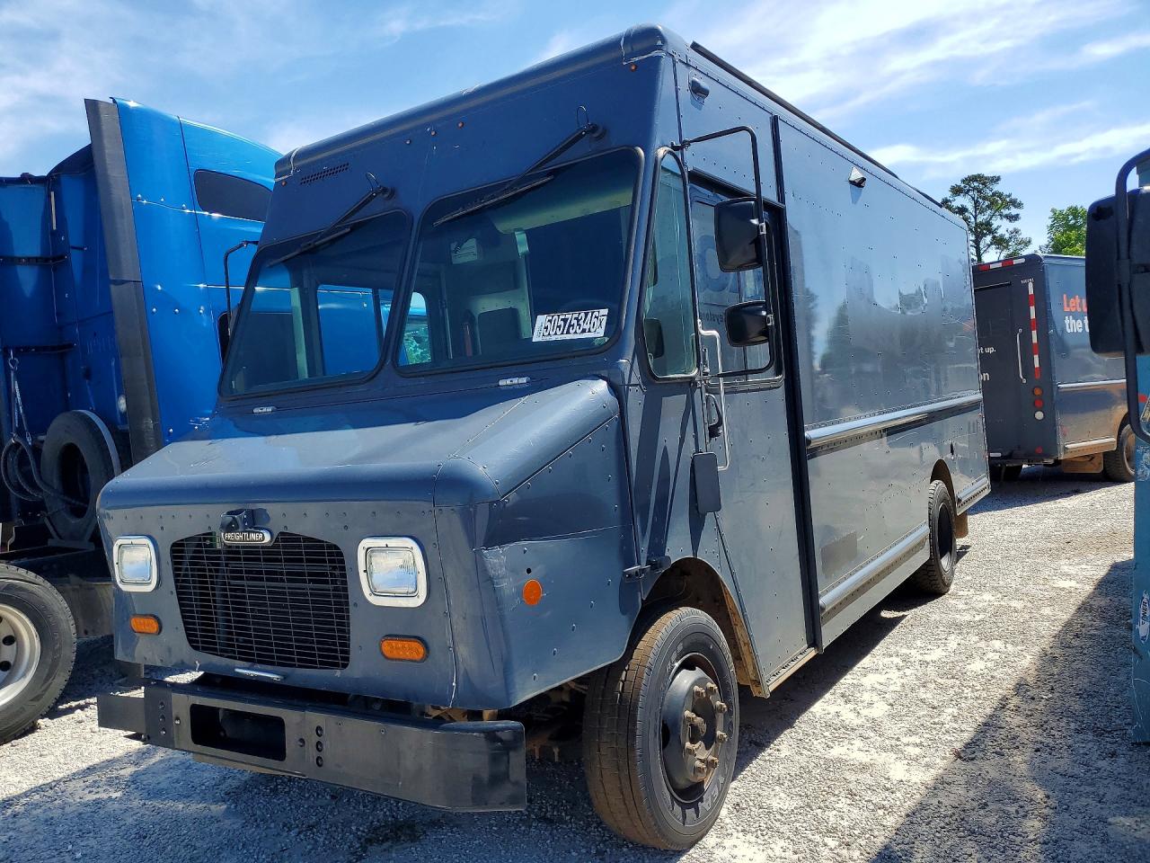 Salvage Freightliner Mt45 Chassis Image
