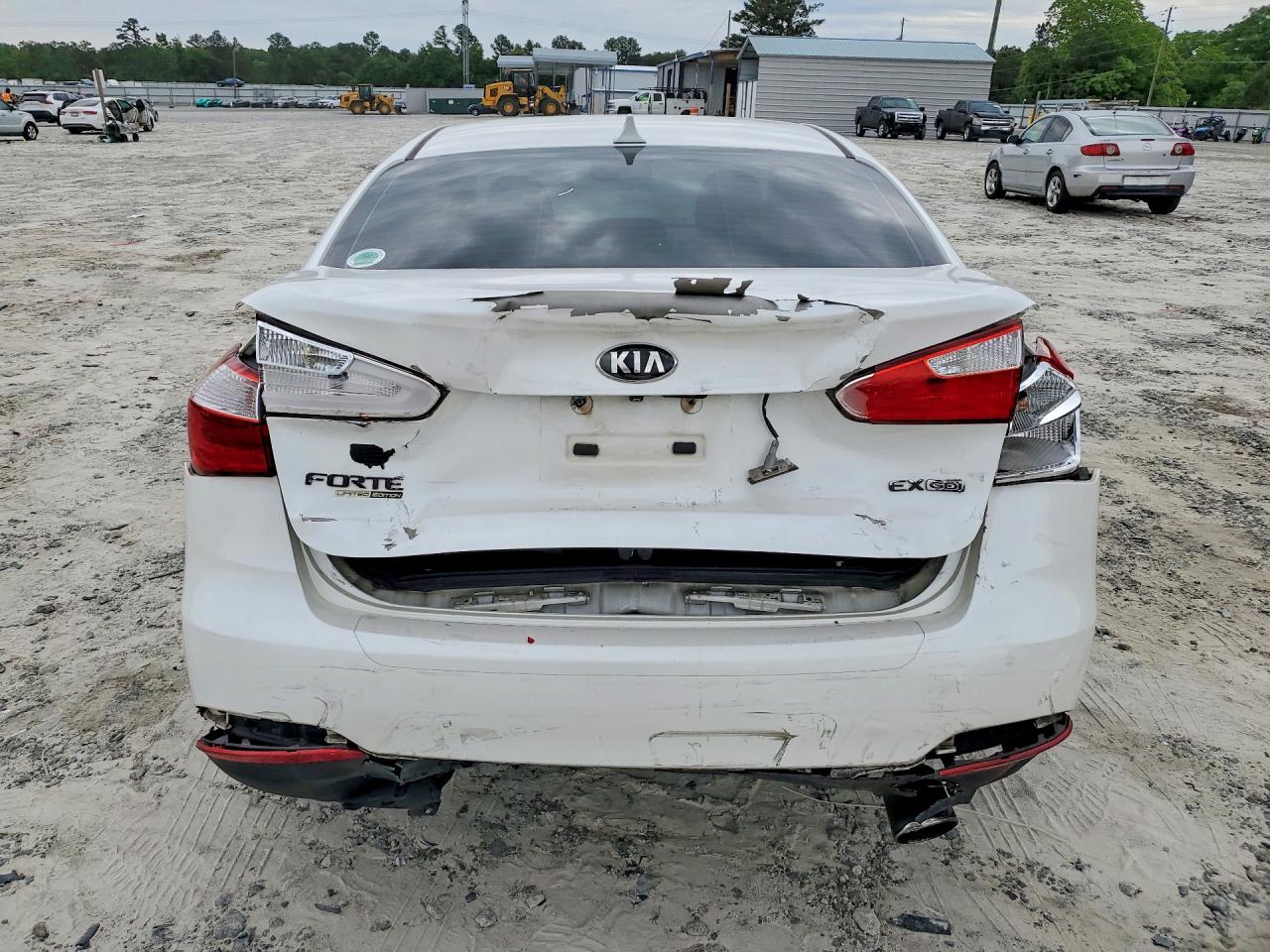 Kia Forte Ex