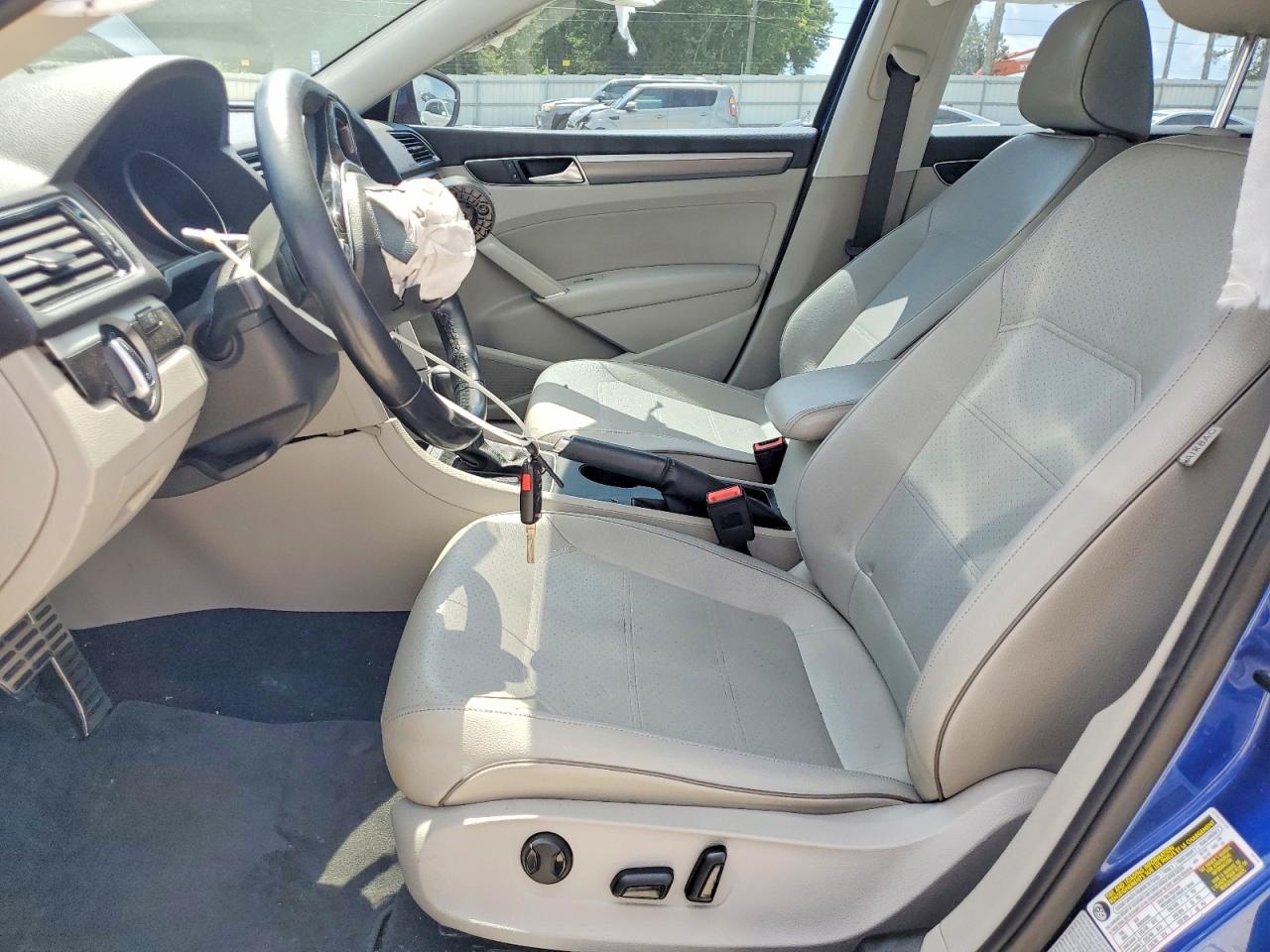 Volkswagen Passat R-line