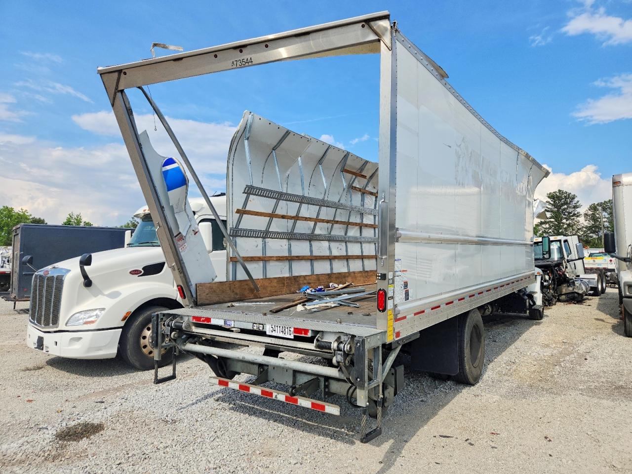 International Mv607