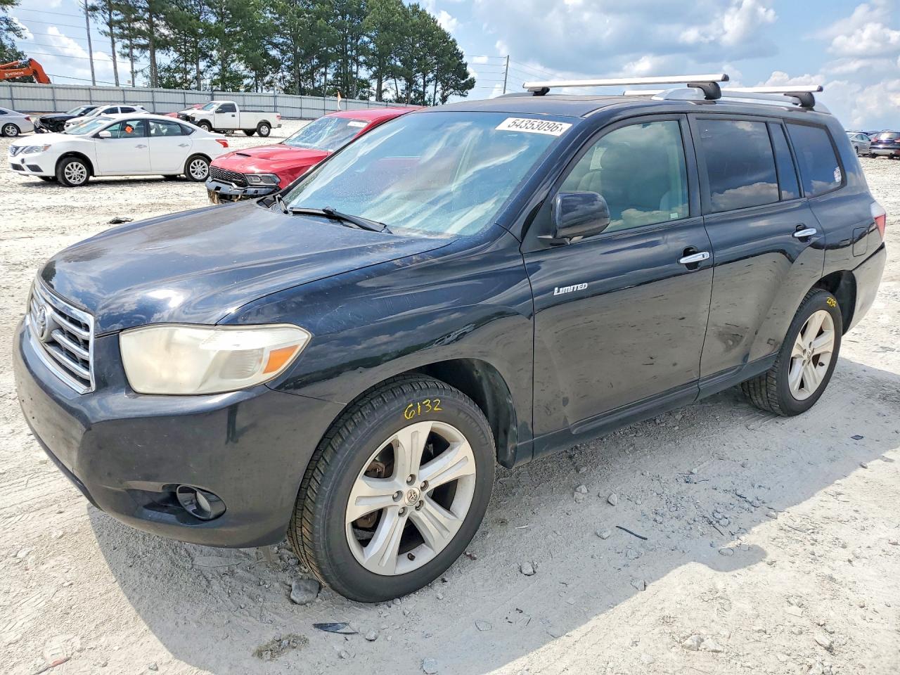 Salvage Toyota Highlander Image