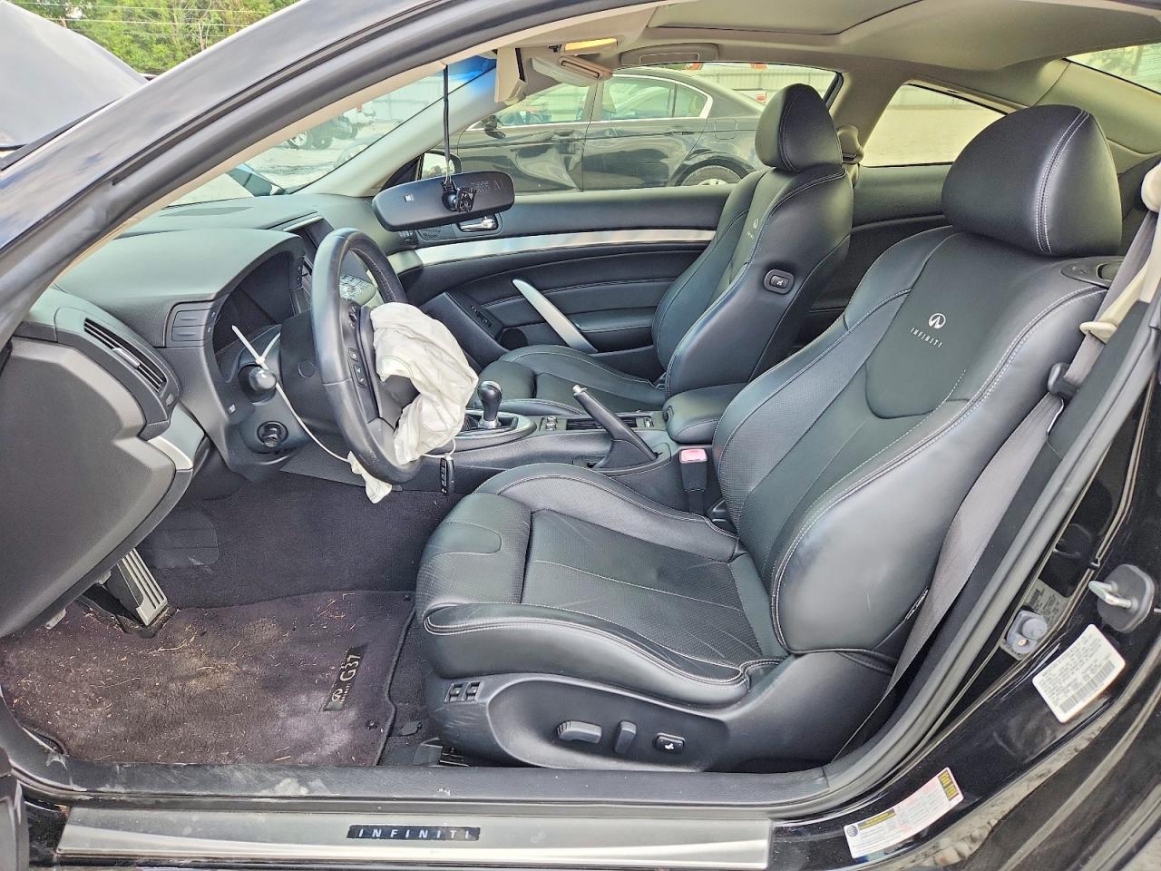 INFINITI G37 Coupe Journey