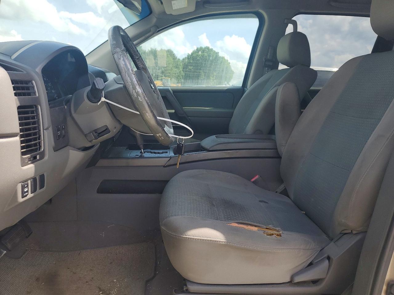 Nissan Titan Xe