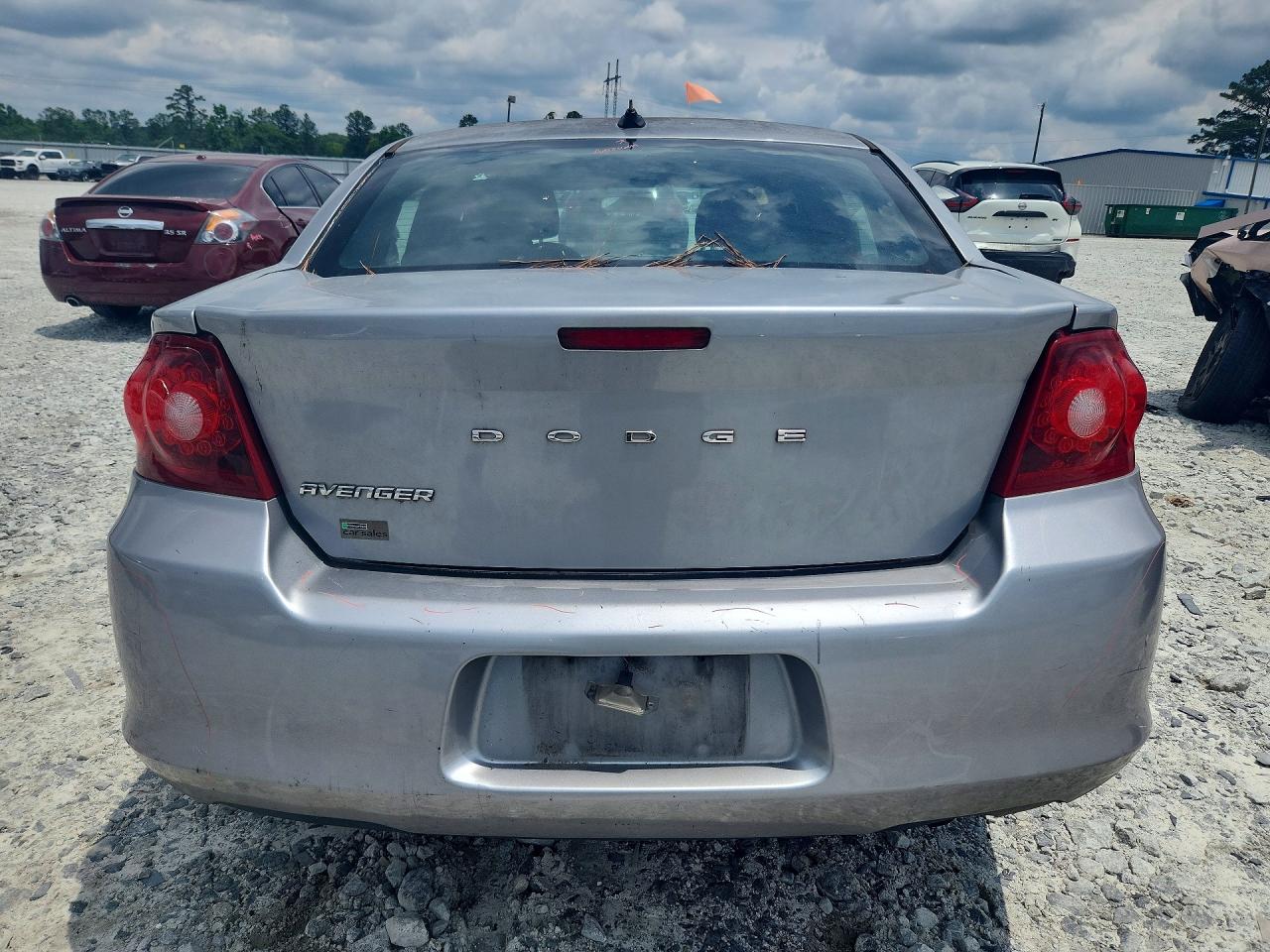 Dodge Avenger Se