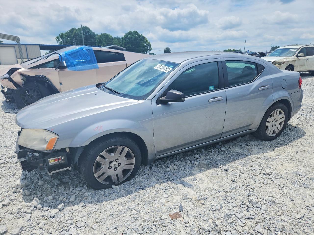 Salvage Dodge Avenger Image