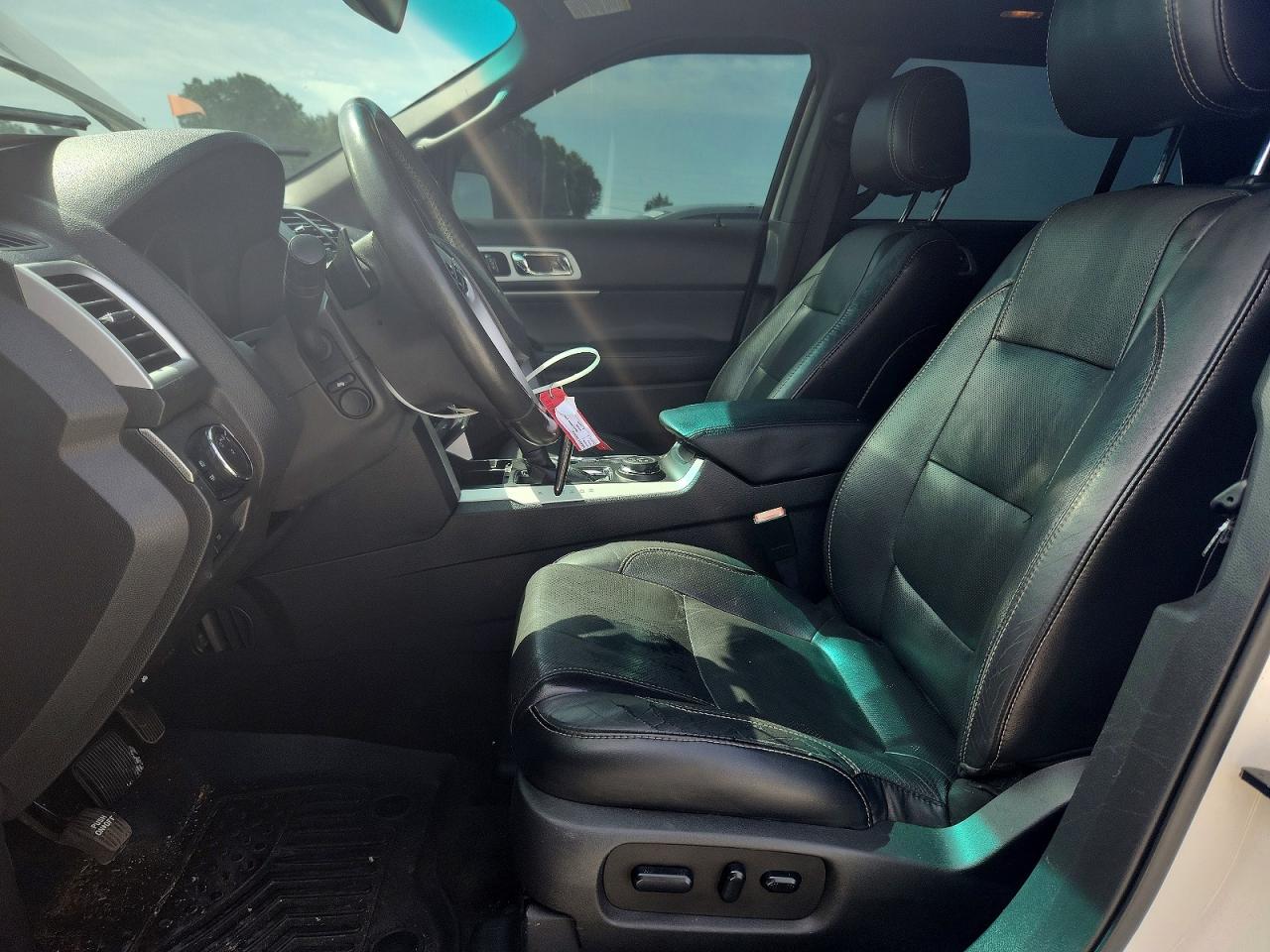 Ford Explorer Sport