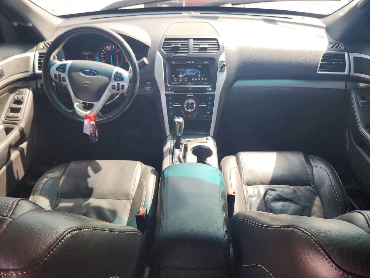Ford Explorer Sport