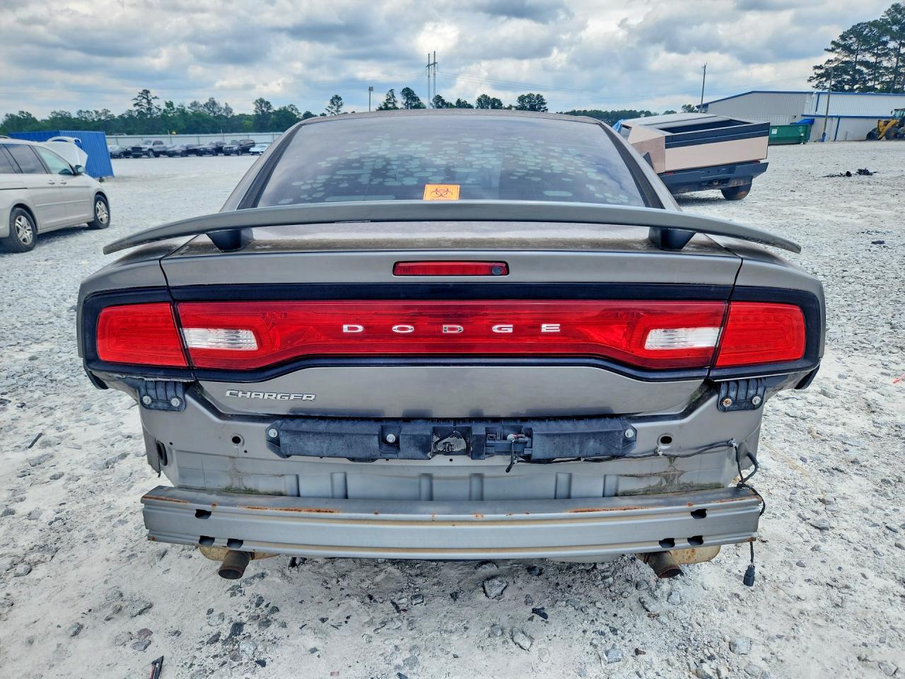 Dodge Charger Se