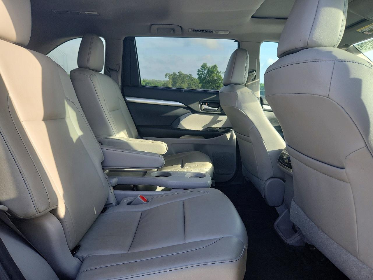 Toyota Highlander Xle