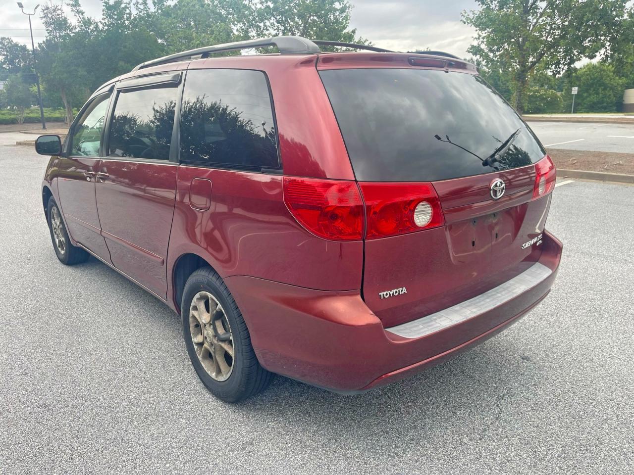 Toyota Sienna Xle 7 Passenger