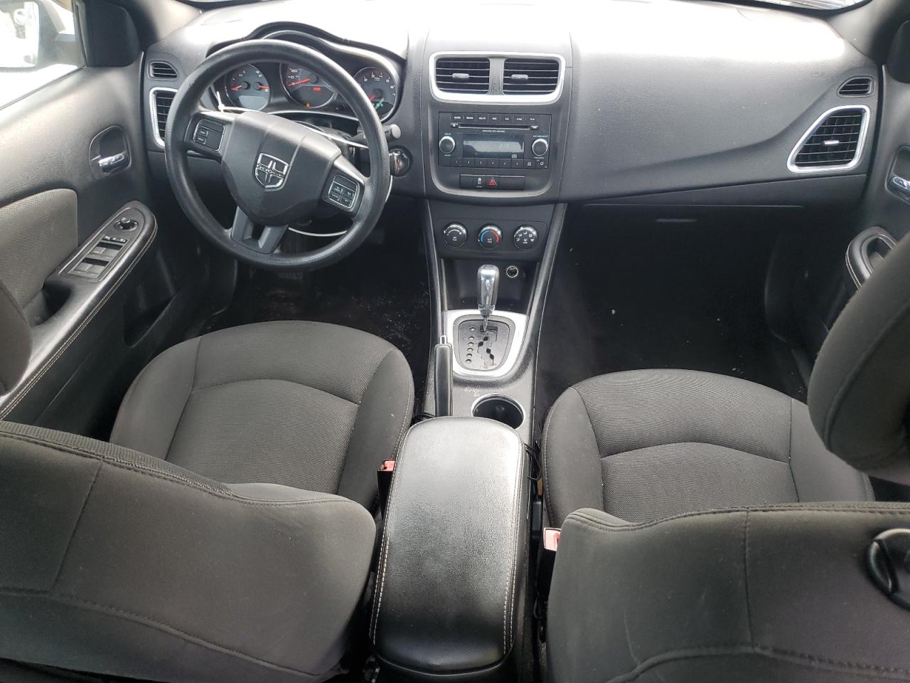 Dodge Avenger Se