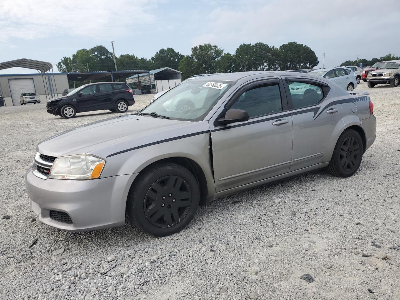 Salvage Dodge Avenger Image