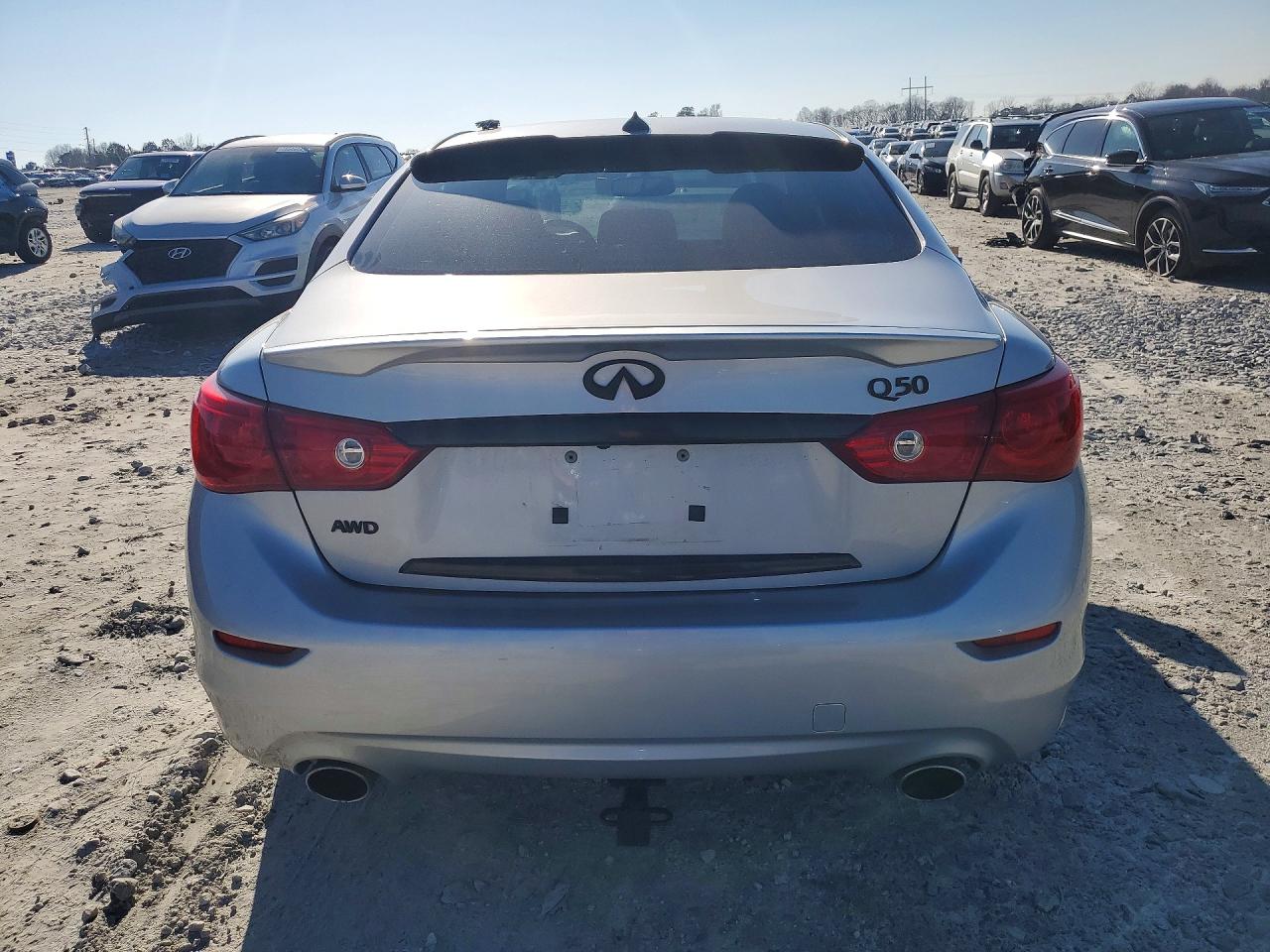 INFINITI Q50 Base