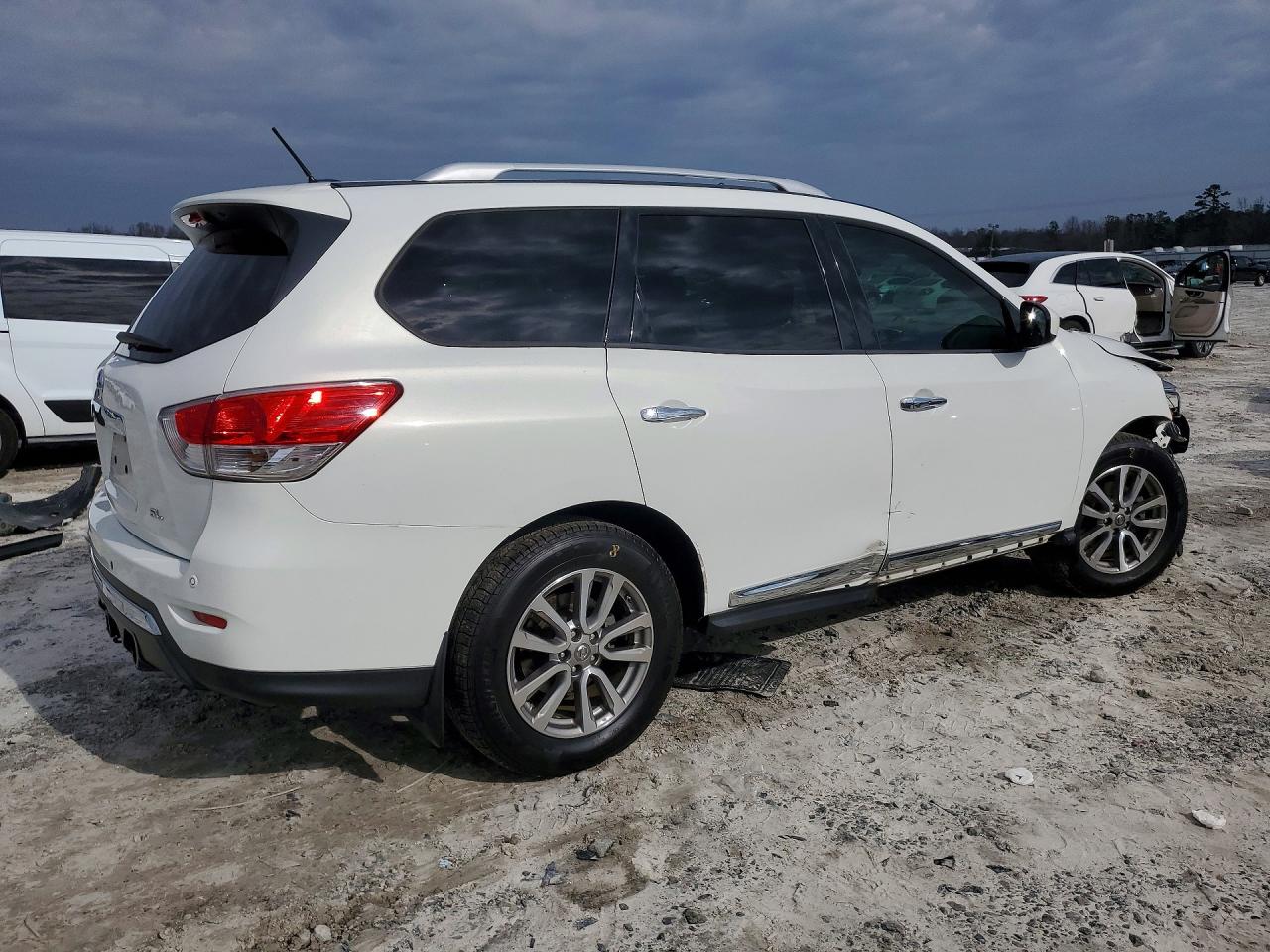 Nissan Pathfinder Sl